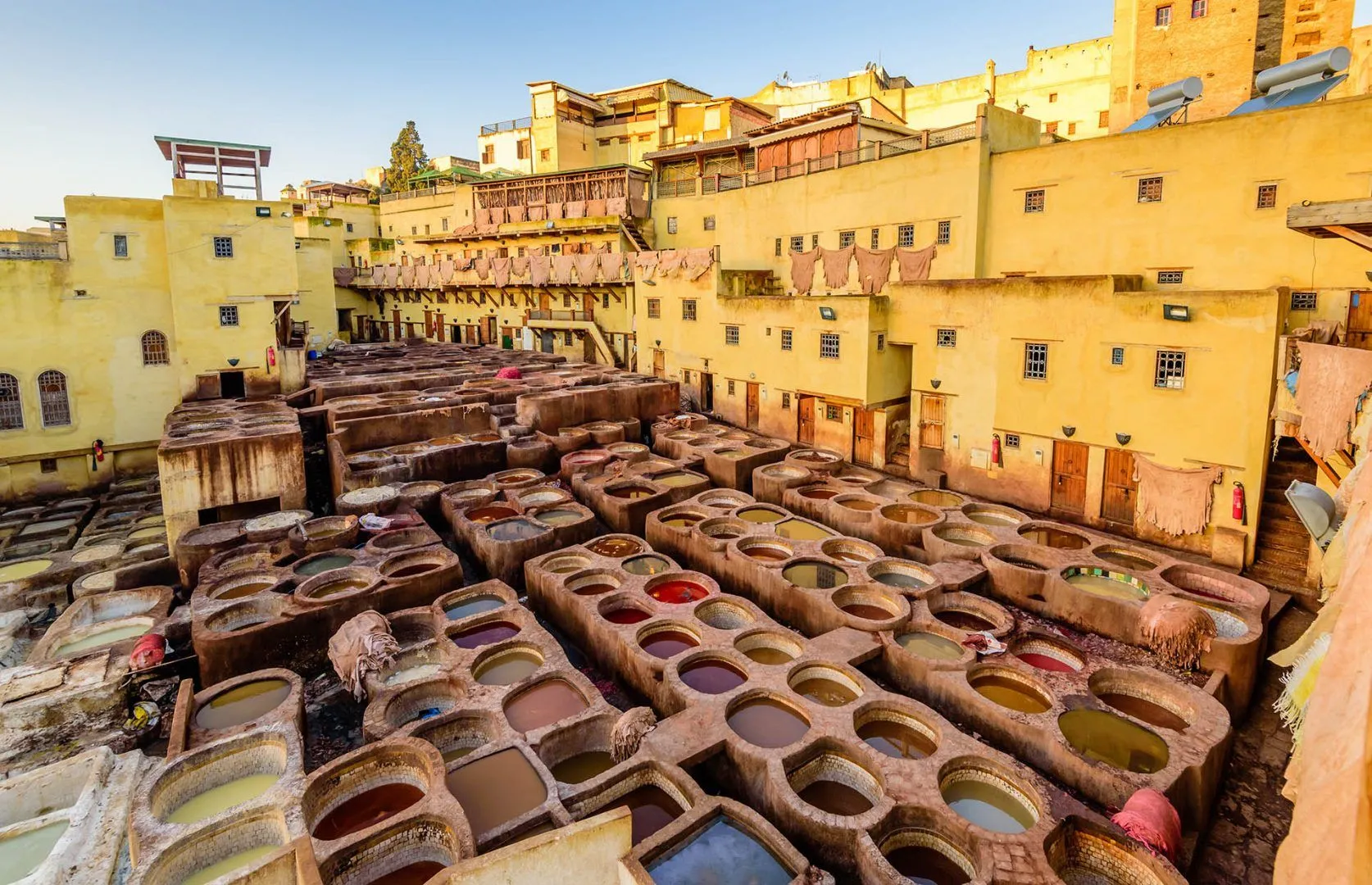 4 Day Marrakech to Fes Desert Tour — Erg Chebbi, Todra Gorge, Nomadic Family and Ziz Valley