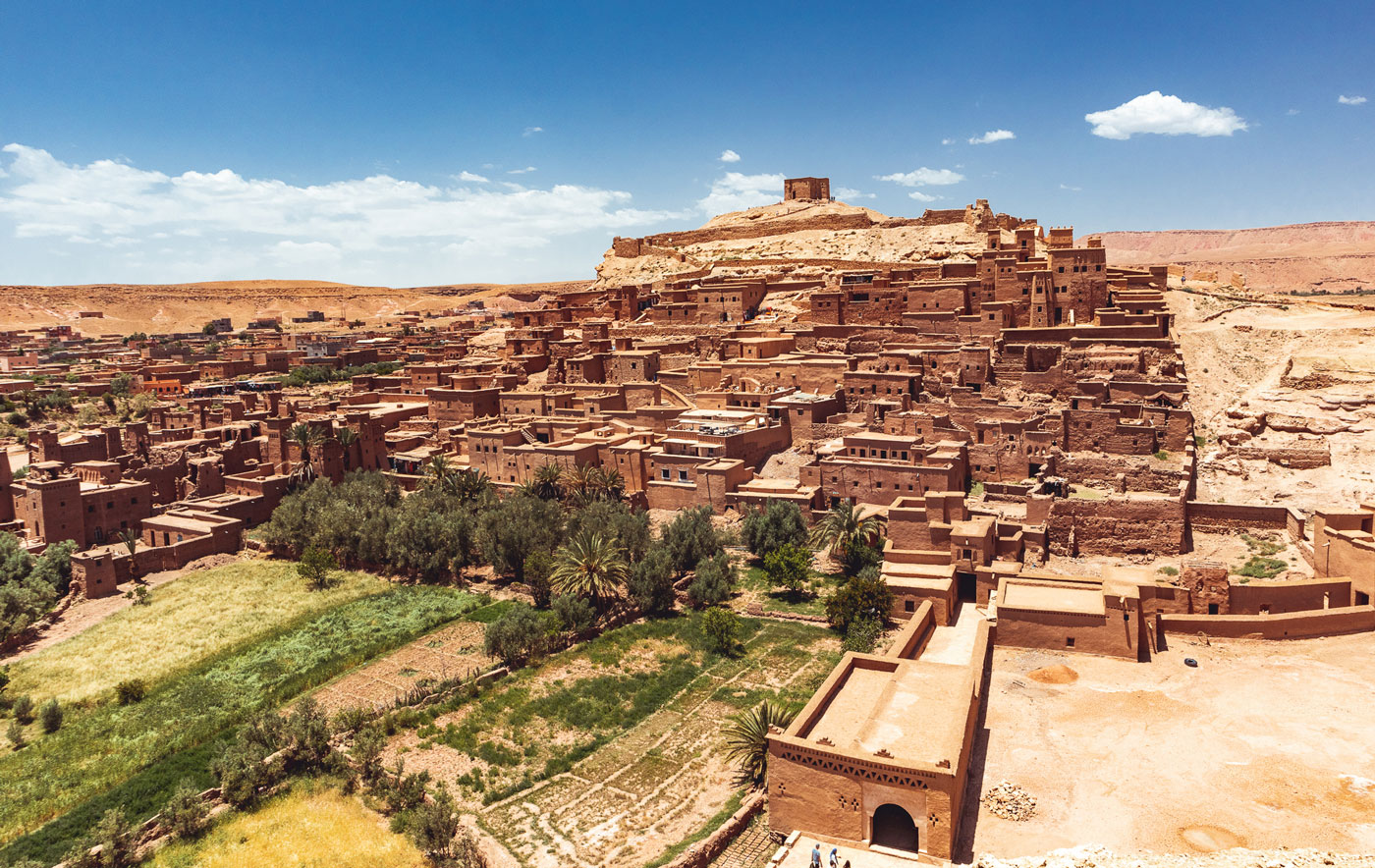 4 Day Tour from Marrakech to Merzouga — Full Desert Day, Nomadic Family Visit and Luxury Camp